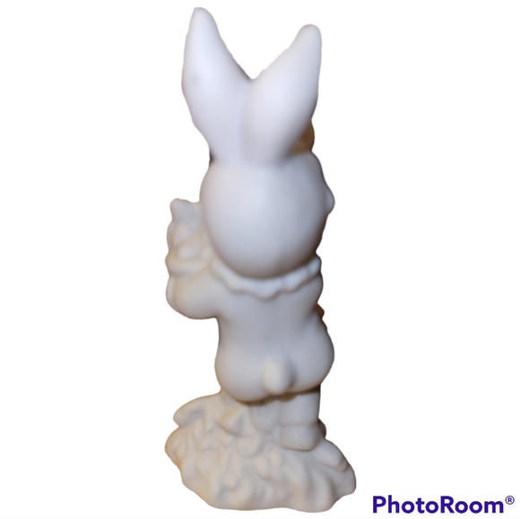 Porcelain Figurine of a Child in a Bunny Costume with a Easter Basket - Picture 2 of 7